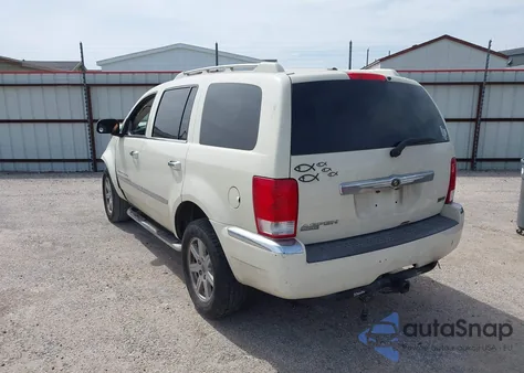 2008 Chrysler Aspen Limited из США, поврежденный, VIN 1A8HX58N68F139174